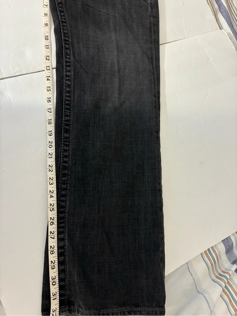 True Religion Jeans Men 36x32  Ricky Big T Flap Pockets Faded Black Grunge